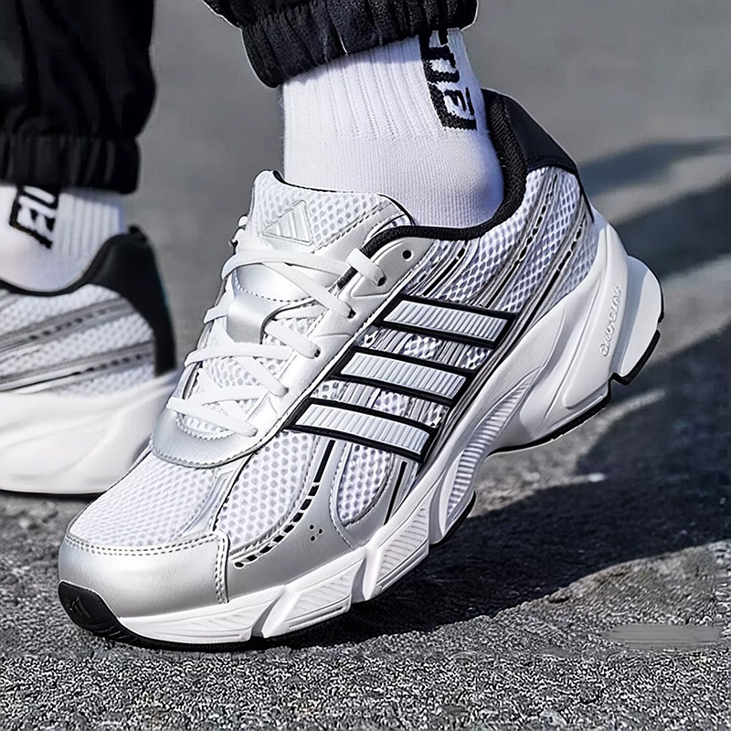 Adidas Men's TECHNOCHAOS 2000  - Men'S Shoes Half Cut 评论和价格