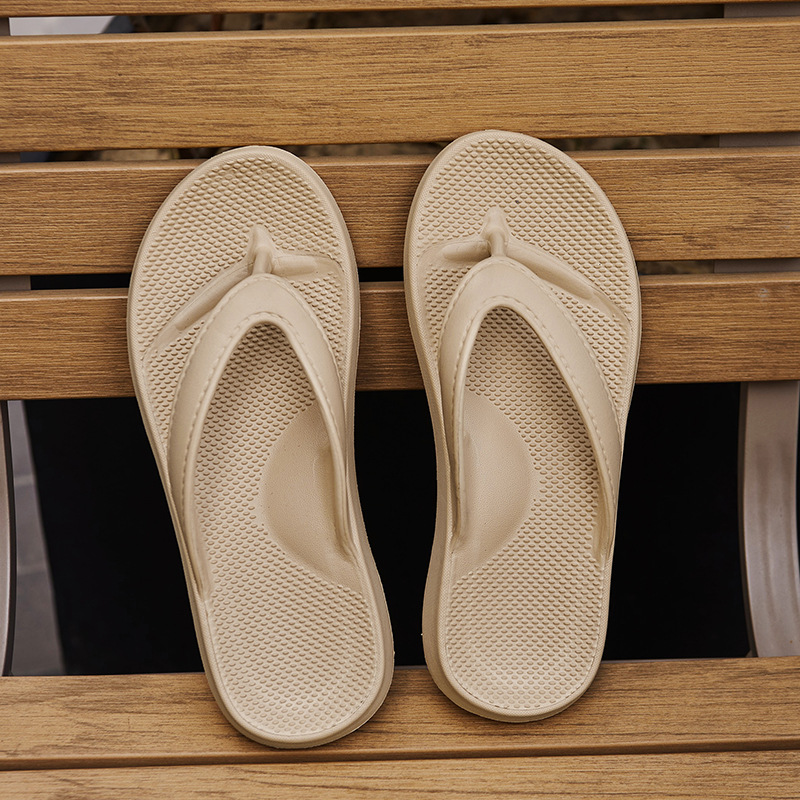 Trendy Women's Flat Flip-Flops - Men Shoes Essentials 评论和价格